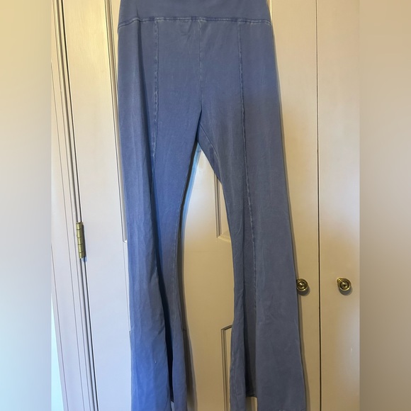 aerie Pants - Aerie size medium never worn flare pants